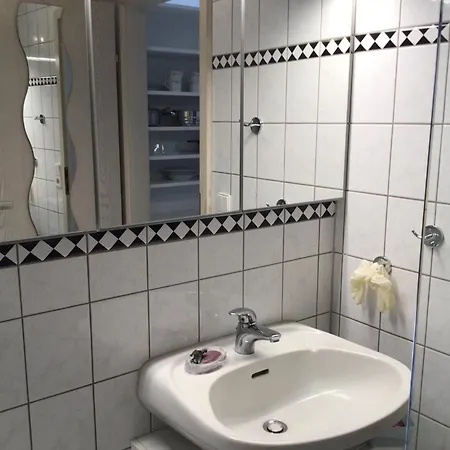 Charmant Pohlheim Esterno foto